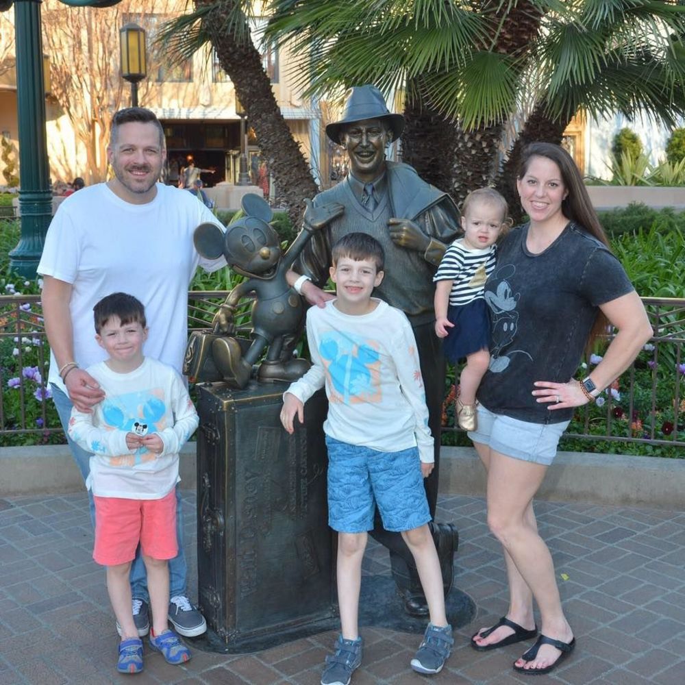 Meet your Posher, Crystal